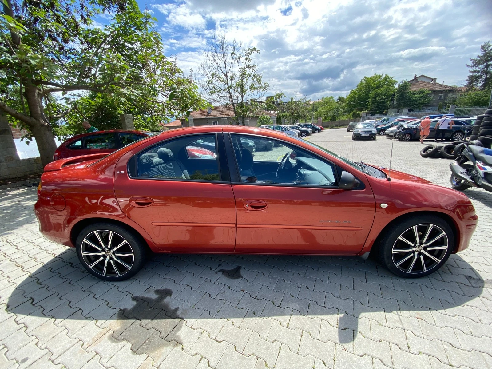 Chrysler Neon 2.0 133к.с - изображение 5