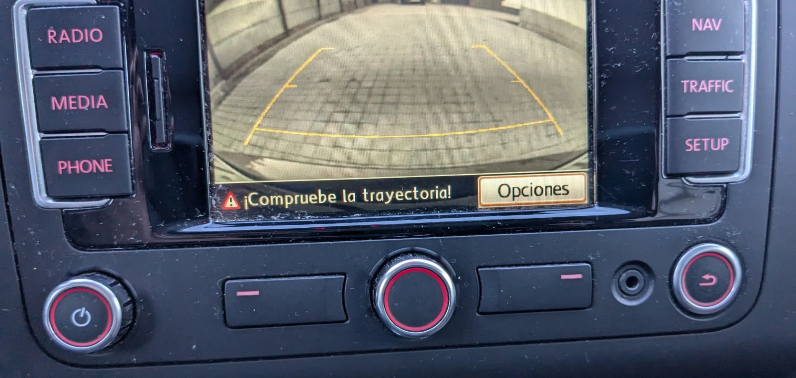 VW Touran Highline 1.4 TSI | Mobile.bg   16