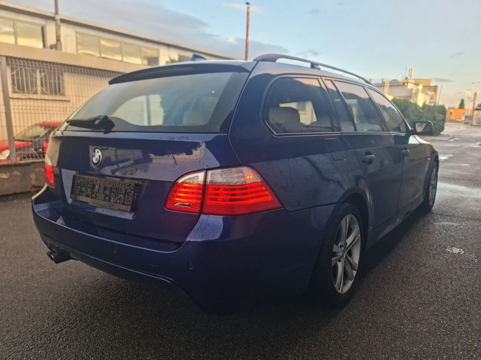 BMW 525 M-пакет FACELIFT X-DRIVE - изображение 3