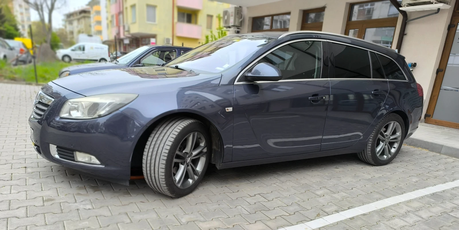 Opel Insignia БЪЛГАРИЯ - изображение 3