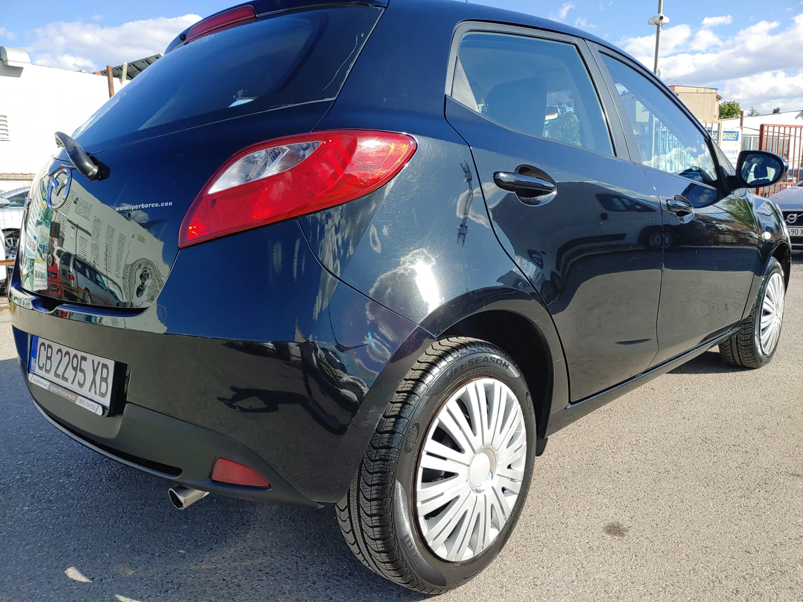 Mazda 2 1.4i-Прочетете допълнителната информация! - изображение 2