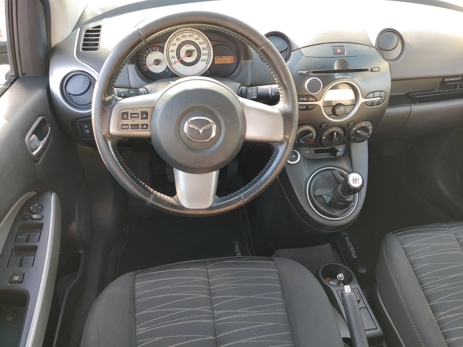 Mazda 2 1.4i-Прочетете допълнителната информация! - изображение 7
