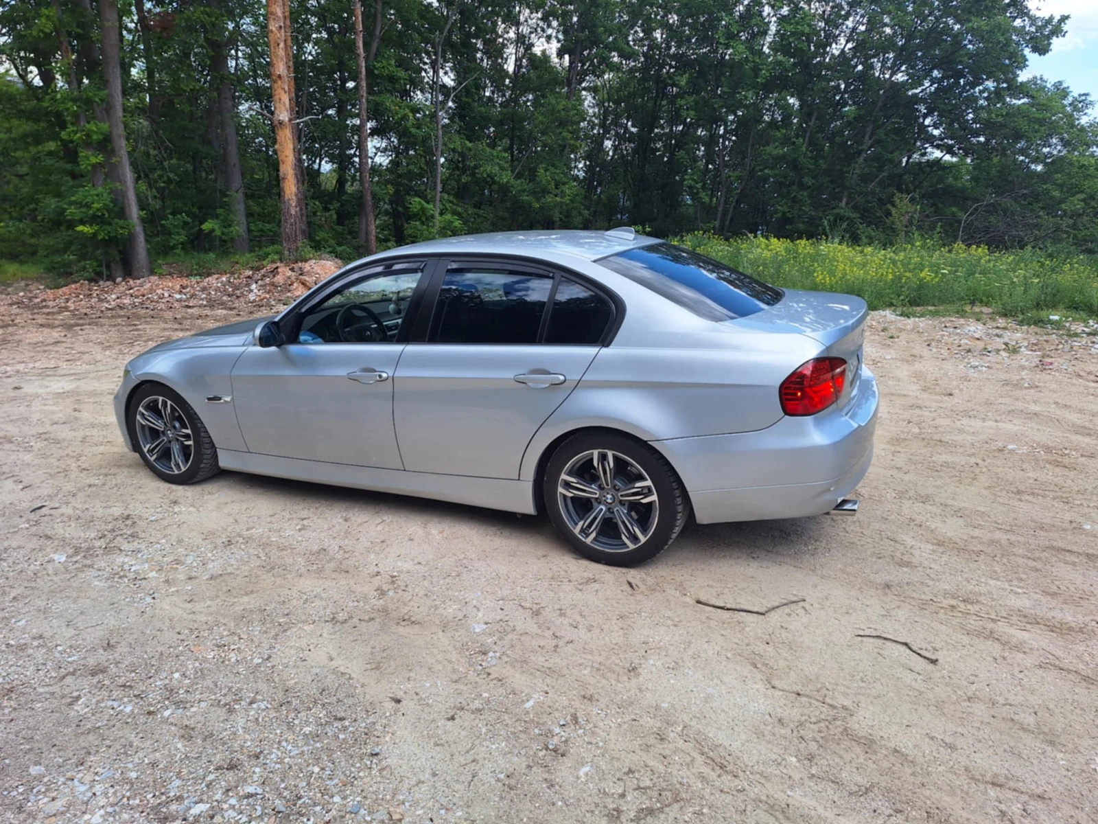 BMW 320 E90 - изображение 4