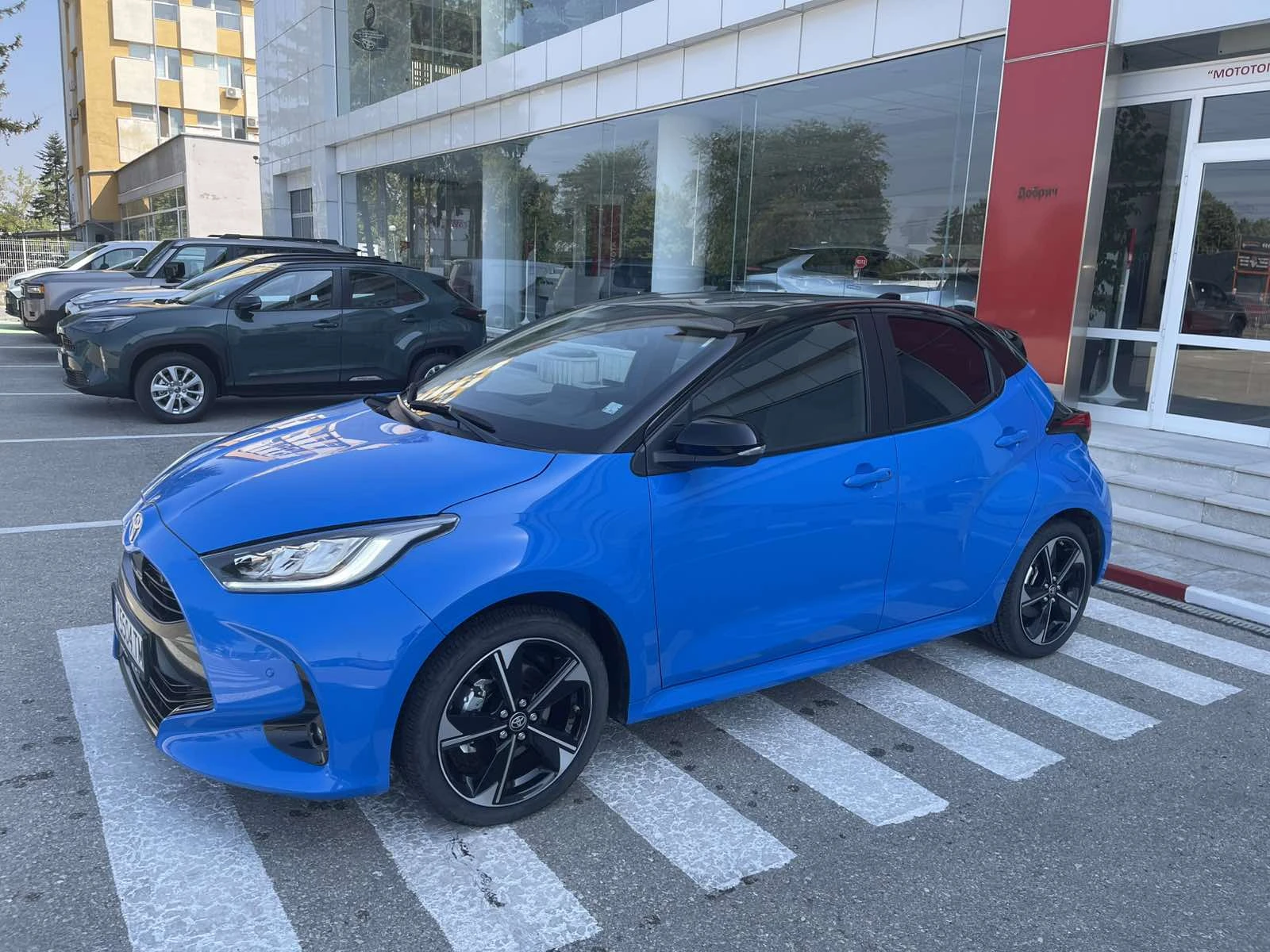 Toyota Yaris 1.5 ELEGANCE  - изображение 5