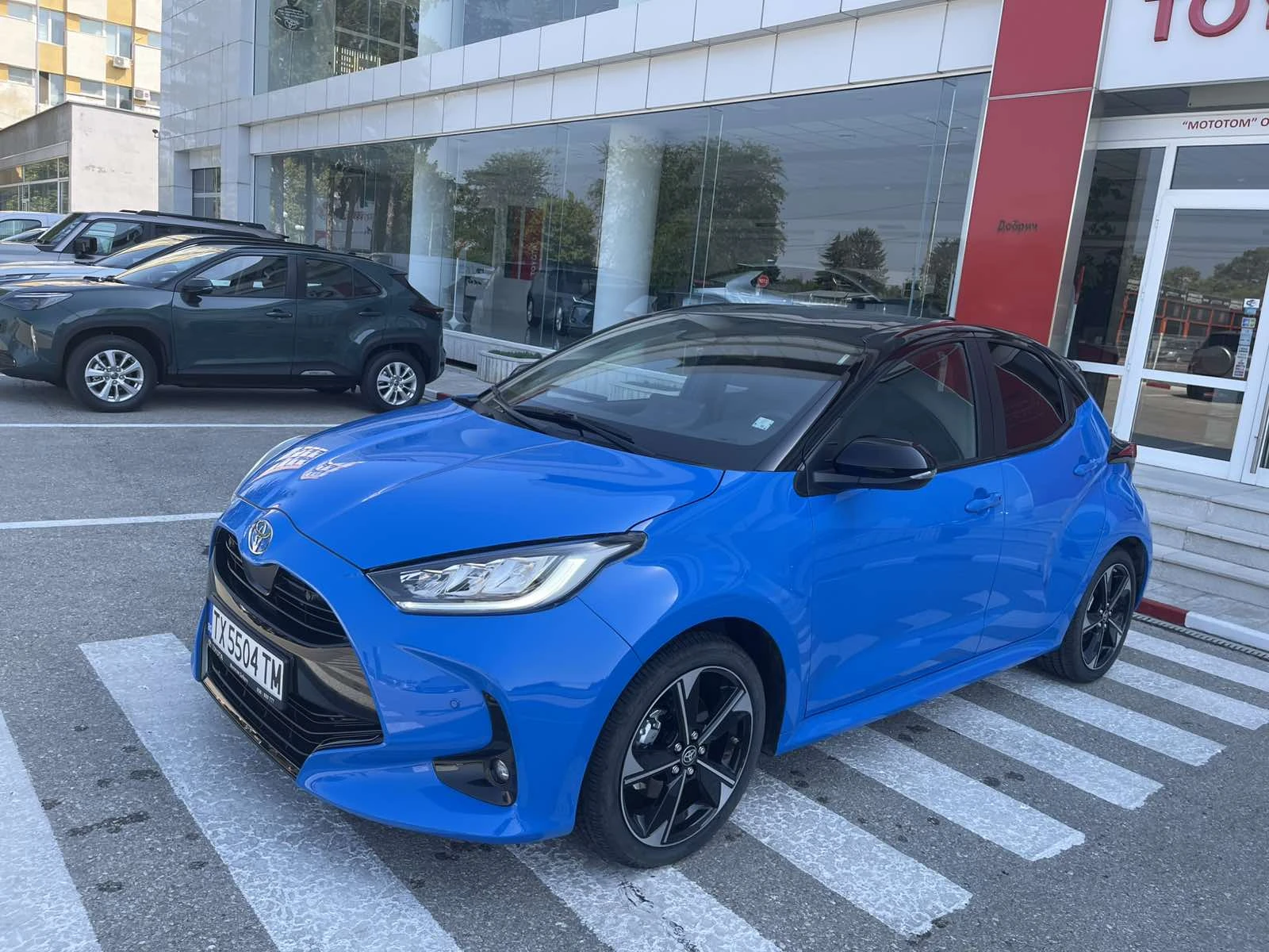 Toyota Yaris 1.5 ELEGANCE  - изображение 4