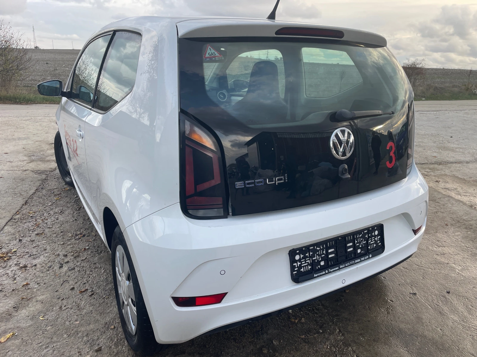 VW Up 1.0 EcoFuel - изображение 5