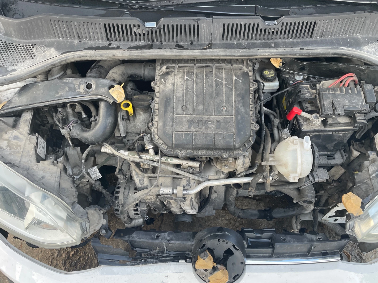 VW Up 1.0 EcoFuel - изображение 10