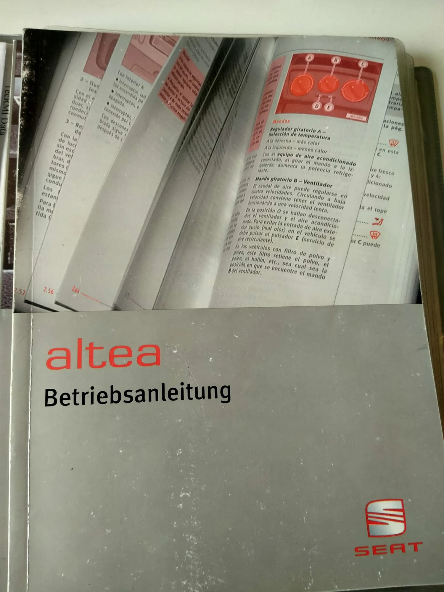 Seat Altea // | Mobile.bg   14