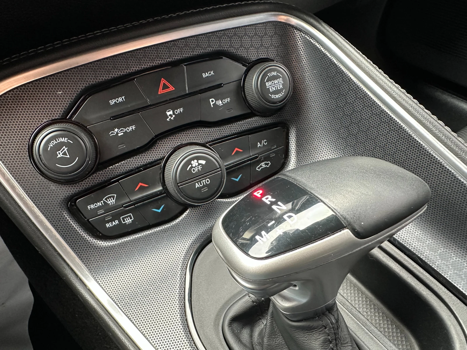 Dodge Challenger 3.6i 305 .. | Mobile.bg   11