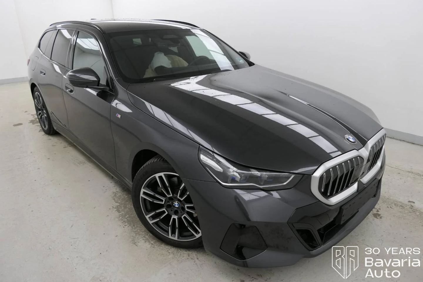 BMW 520 i Touring M Sport Paket Steptronic | Mobile.bg   4