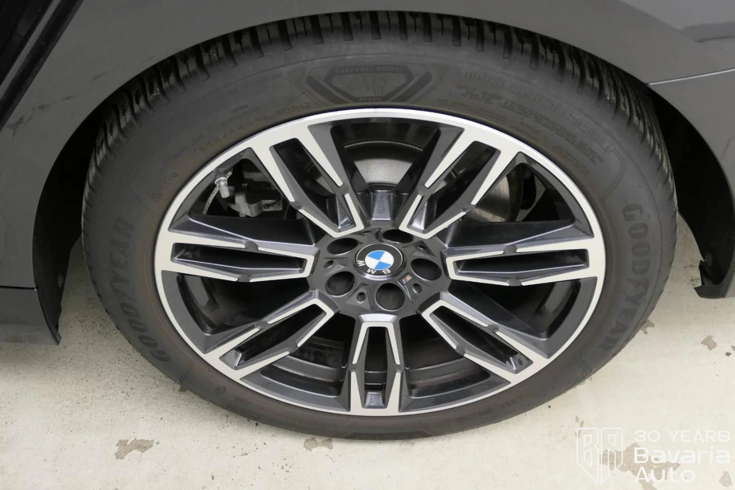 BMW 520 i Touring M Sport Paket Steptronic | Mobile.bg   14