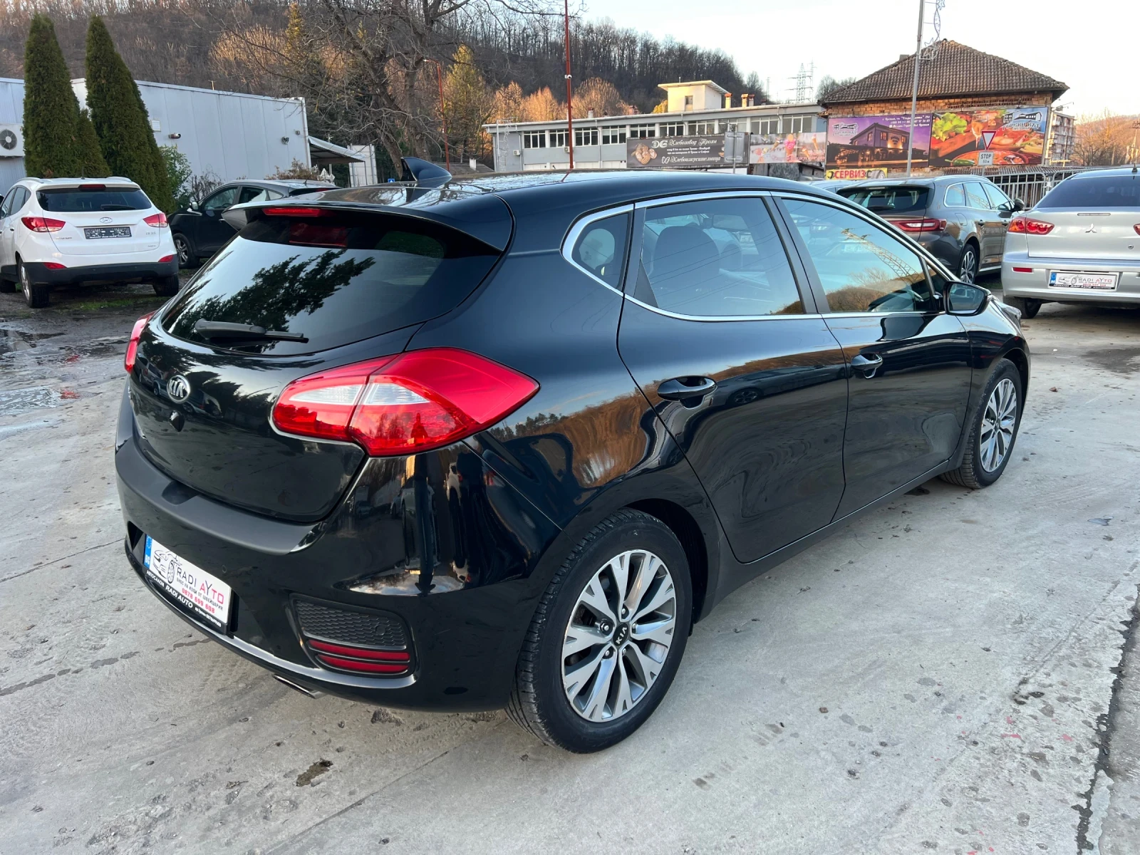 Kia Ceed 1.6i АВТОМАТ EURO6B ШВЕЙЦАРИЯ  - изображение 3