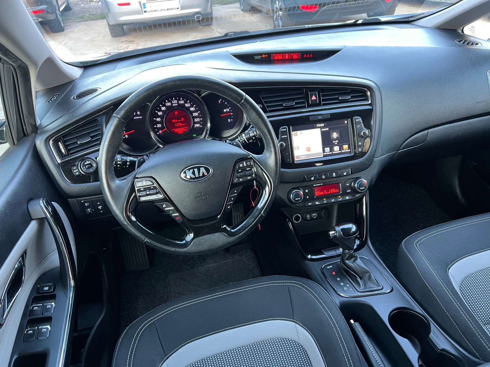 Kia Ceed 1.6i АВТОМАТ EURO6B ШВЕЙЦАРИЯ  - изображение 10