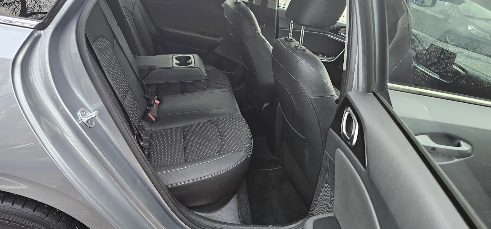 Kia Ceed 1.6 CRDI ��� �������� ������  | Mobile.bg � ����������� 16