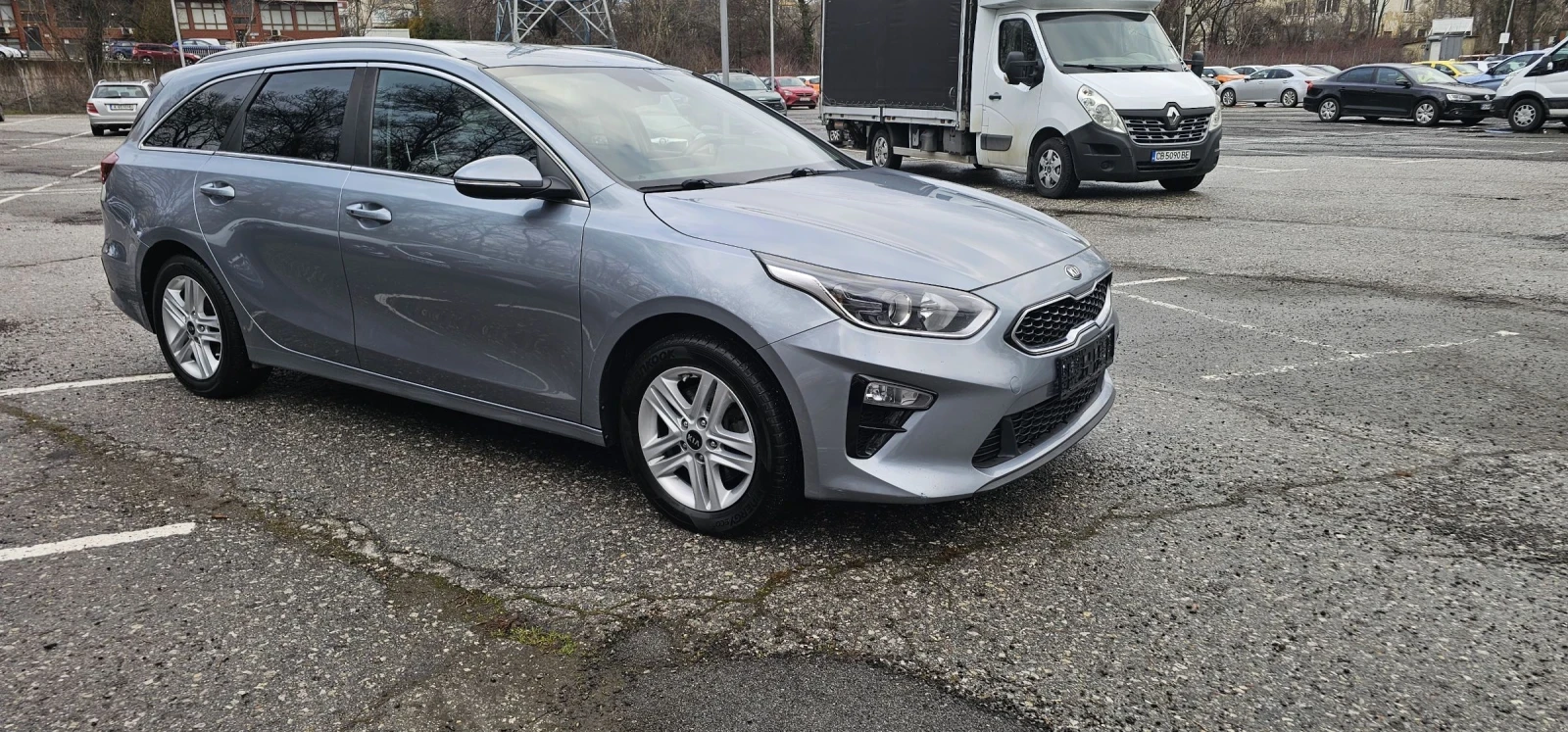 Kia Ceed 1.6 CRDI ��� �������� ������  | Mobile.bg � ����������� 1