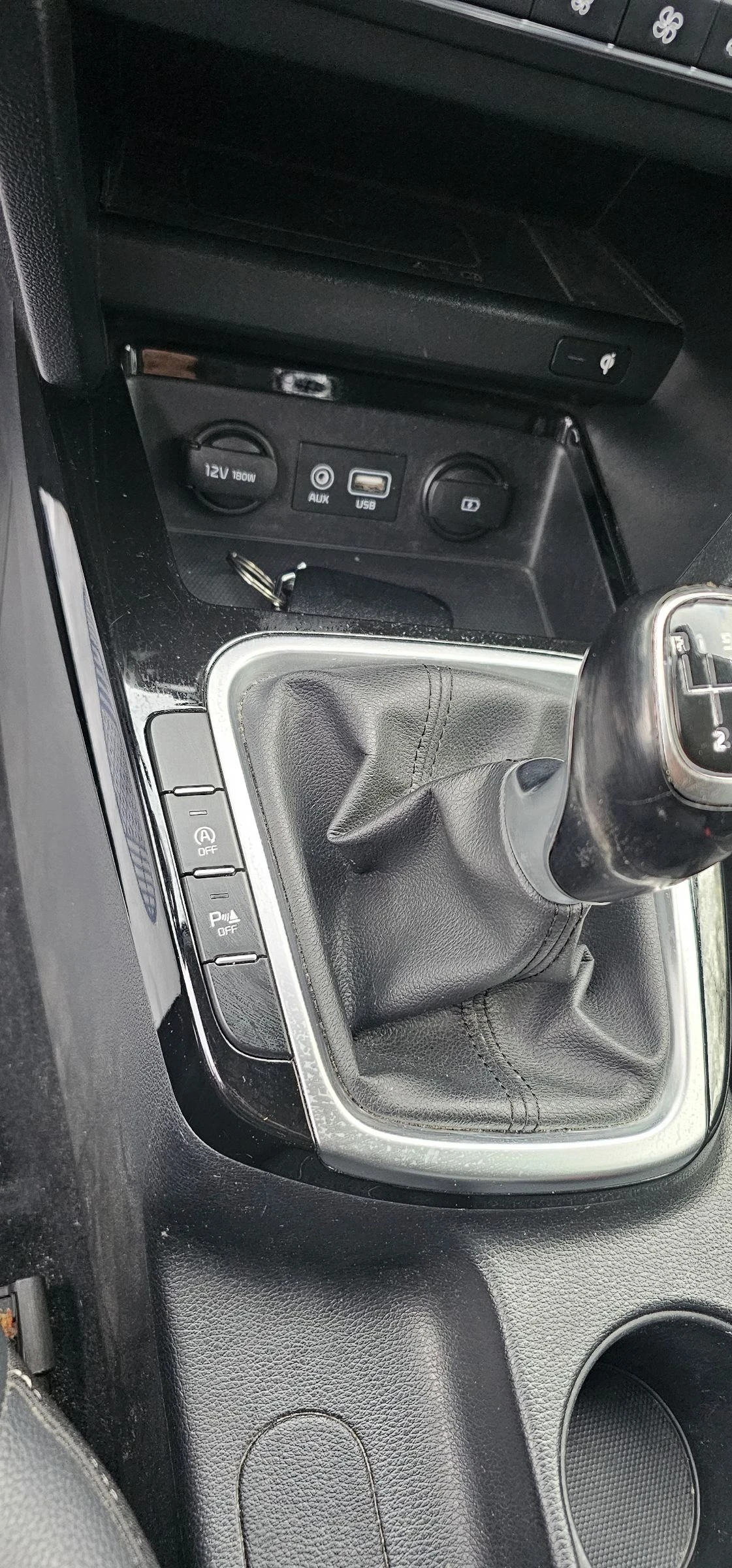 Kia Ceed 1.6 CRDI ��� �������� ������  | Mobile.bg � ����������� 9