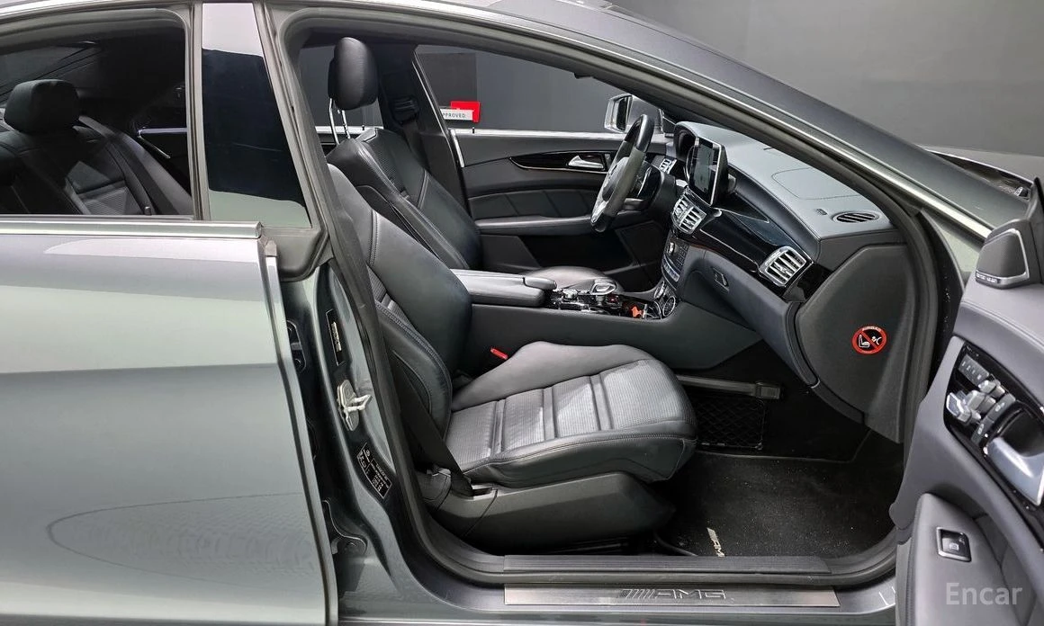 Mercedes-Benz CLS 63 AMG  - изображение 10