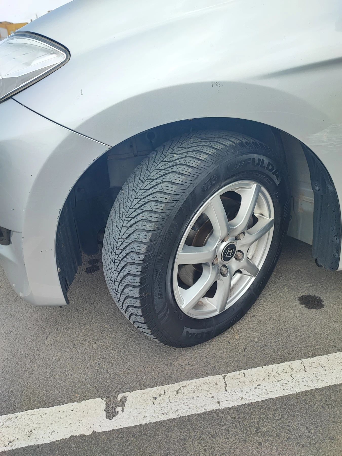 Honda Fr-v, снимка 16 - Автомобили и джипове - 53912005