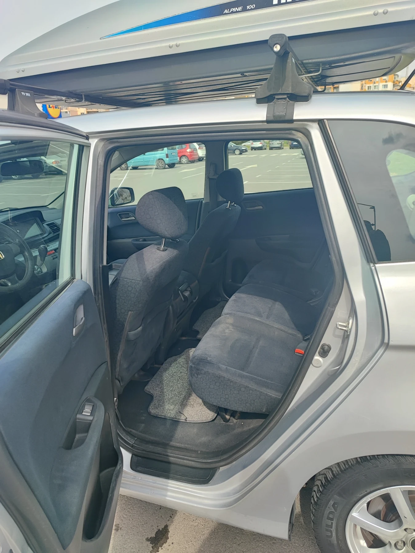 Honda Fr-v, снимка 6 - Автомобили и джипове - 53912005