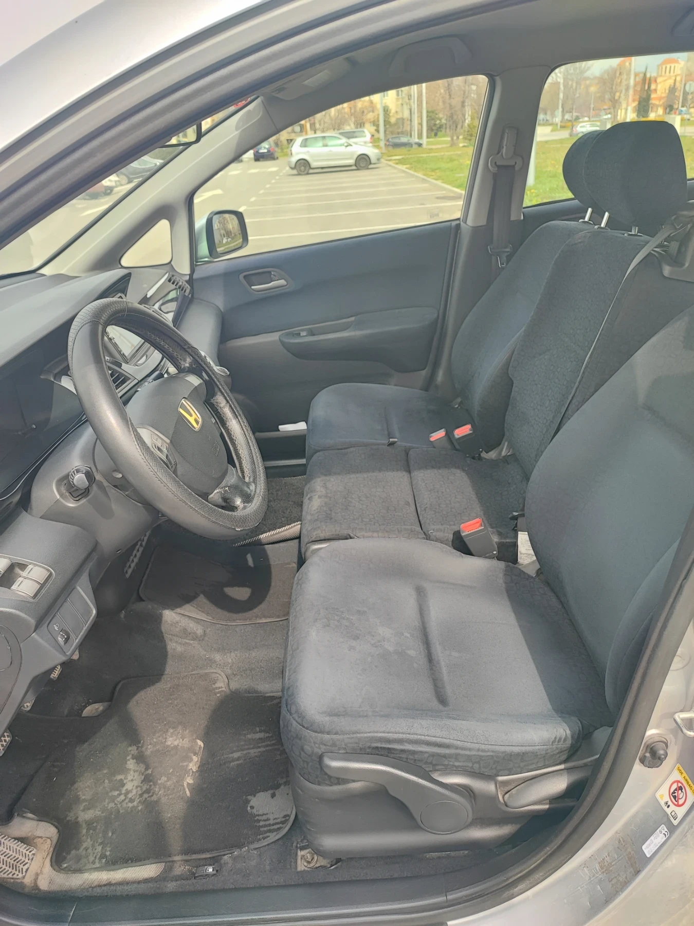 Honda Fr-v, снимка 10 - Автомобили и джипове - 53912005