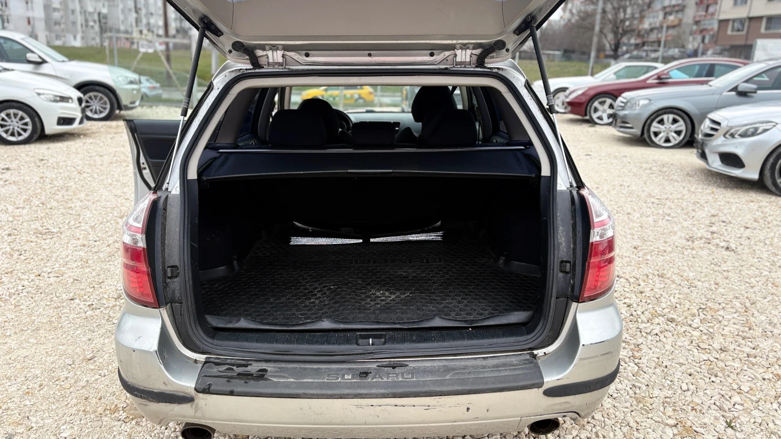 Subaru Legacy, снимка 10 - Автомобили и джипове - 53950190