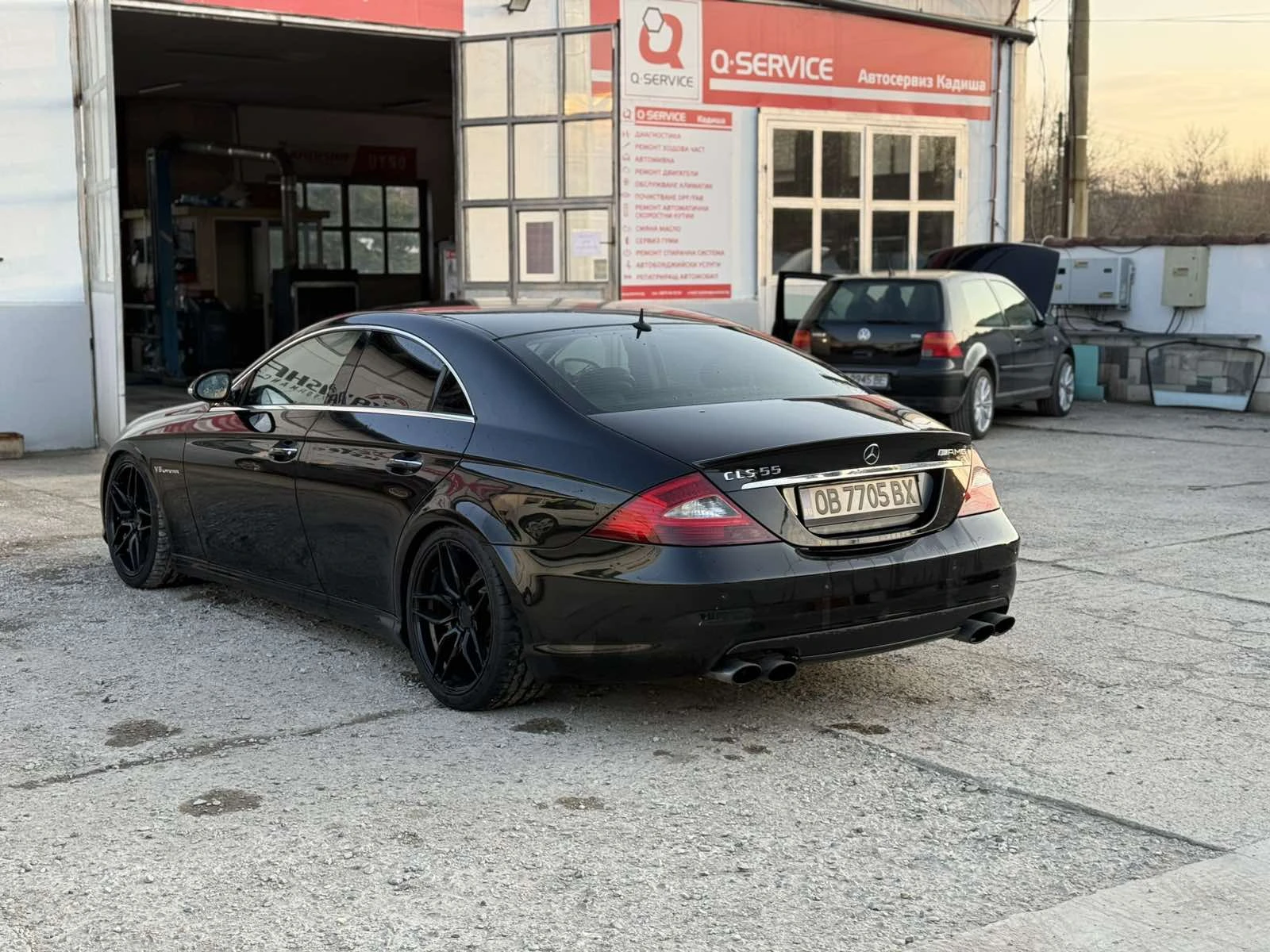 Mercedes-Benz CLS 55 AMG, снимка 4 - Автомобили и джипове - 53977782
