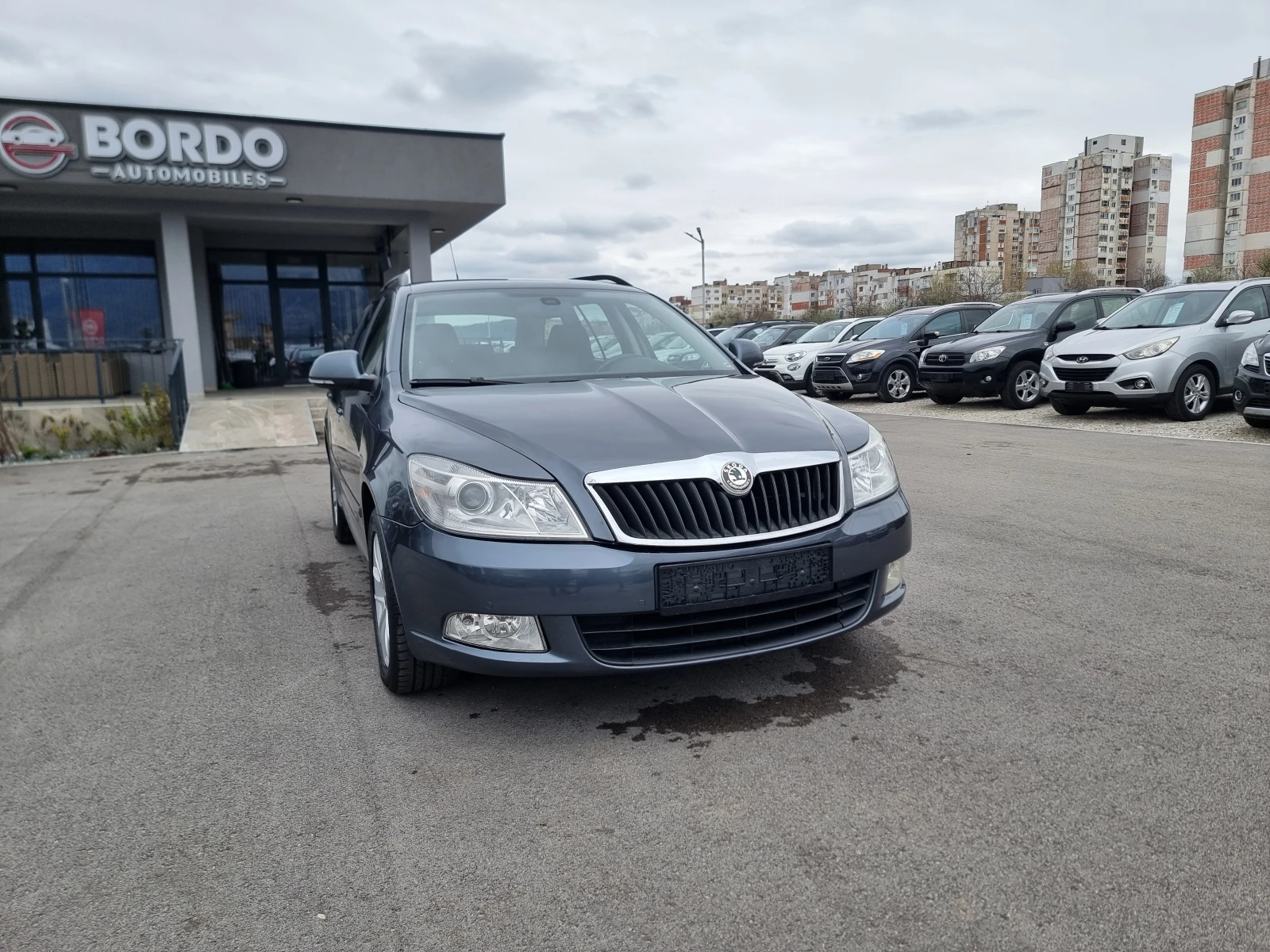 Skoda Octavia 2.0TDI, снимка 9 - Автомобили и джипове - 54027837