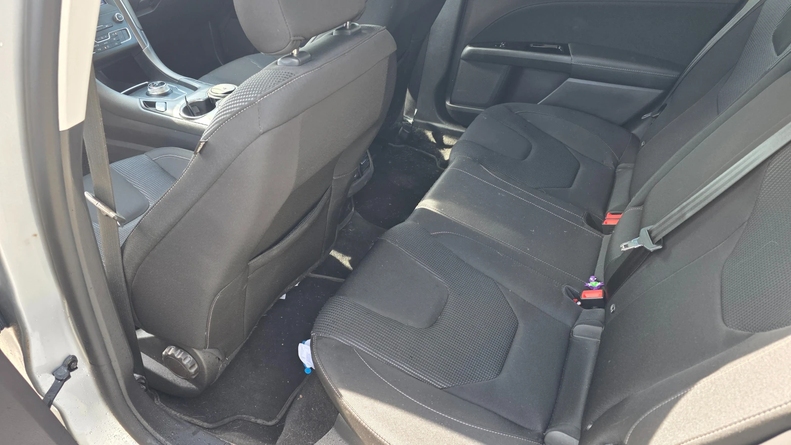 Ford Mondeo 2.0tdi, снимка 9 - Автомобили и джипове - 54402444