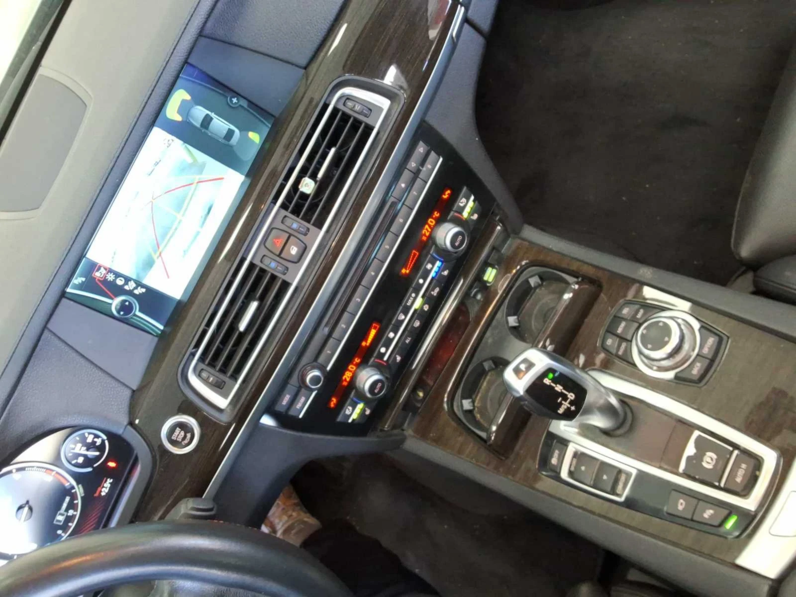 BMW 730 2011г.РЕАЛНИ КИЛОМЕТРИ 149 000 ФУЛ Екстри , снимка 15 - Автомобили и джипове - 54594282
