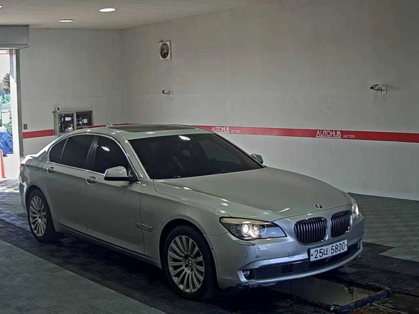 BMW 730 2011г.РЕАЛНИ КИЛОМЕТРИ 149 000 ФУЛ Екстри , снимка 2 - Автомобили и джипове - 54594282