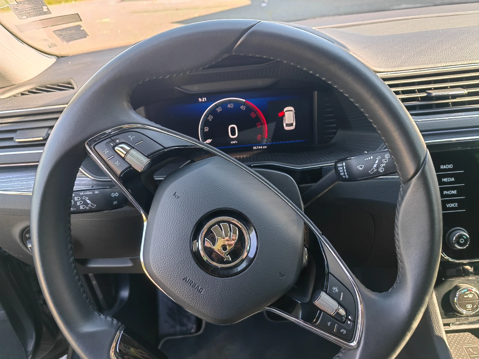 Skoda Superb 2.0TDI 36000km | Mobile.bg � ����������� 11