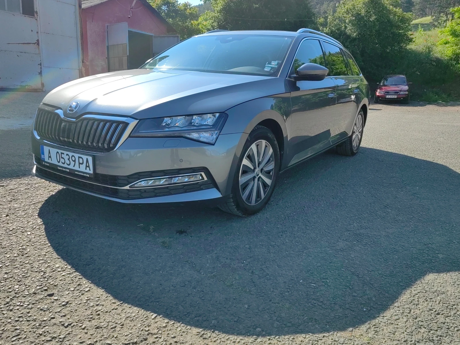 Skoda Superb 2.0TDI 36000km | Mobile.bg � ����������� 2