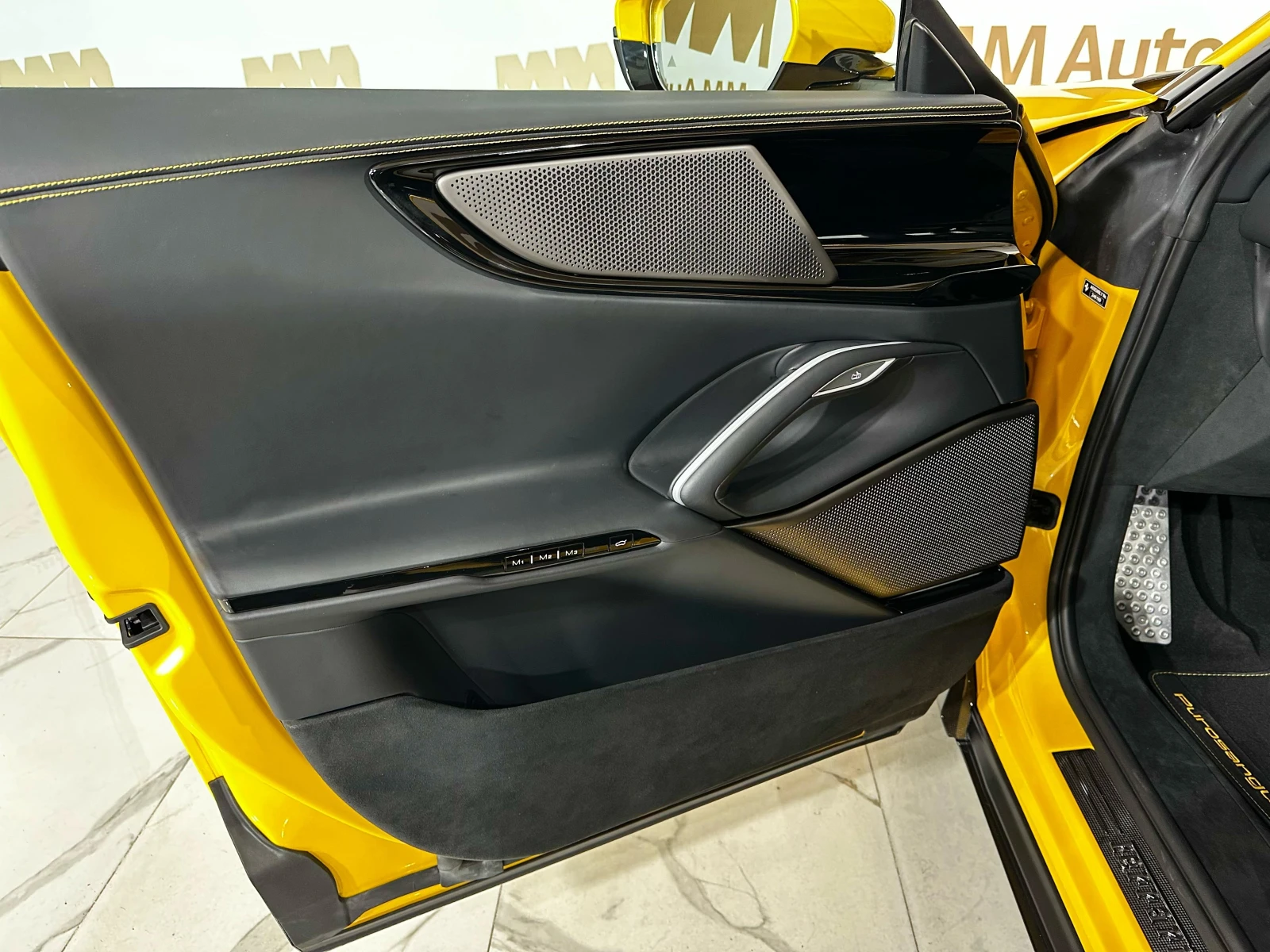 Ferrari Purosangue V12* Carbon* Pano* Display* PPF, снимка 6 - Автомобили и джипове - 55132437