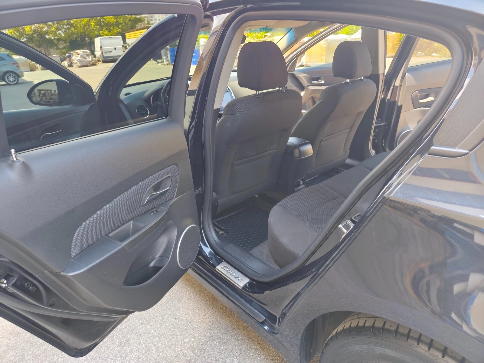 Chevrolet Cruze LPG, снимка 13 - Автомобили и джипове - 55255132