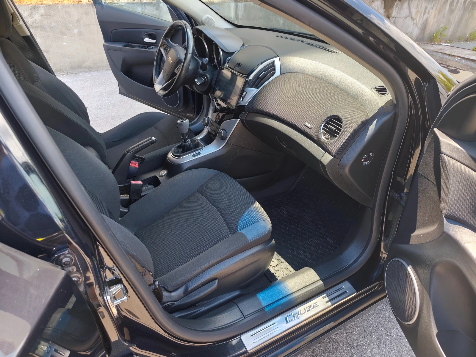 Chevrolet Cruze LPG, снимка 10 - Автомобили и джипове - 55255132