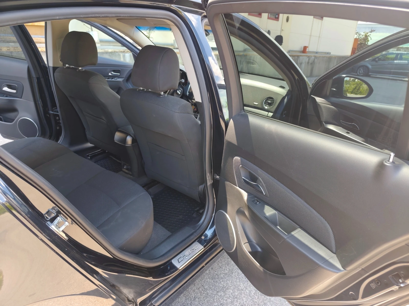 Chevrolet Cruze LPG, снимка 14 - Автомобили и джипове - 55255132