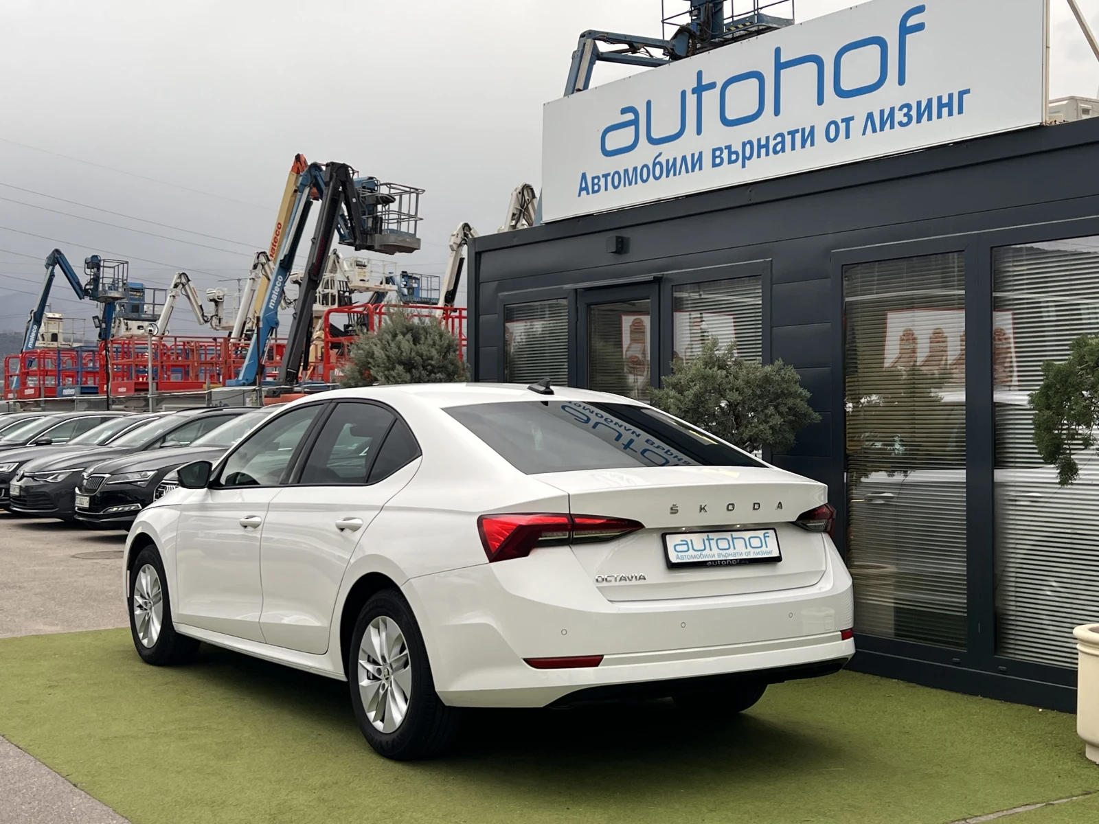 Skoda Octavia AMBITION/2.0TDI/116K.C./7AT/ГАРАНЦИЯ, снимка 3 - Автомобили и джипове - 55687495