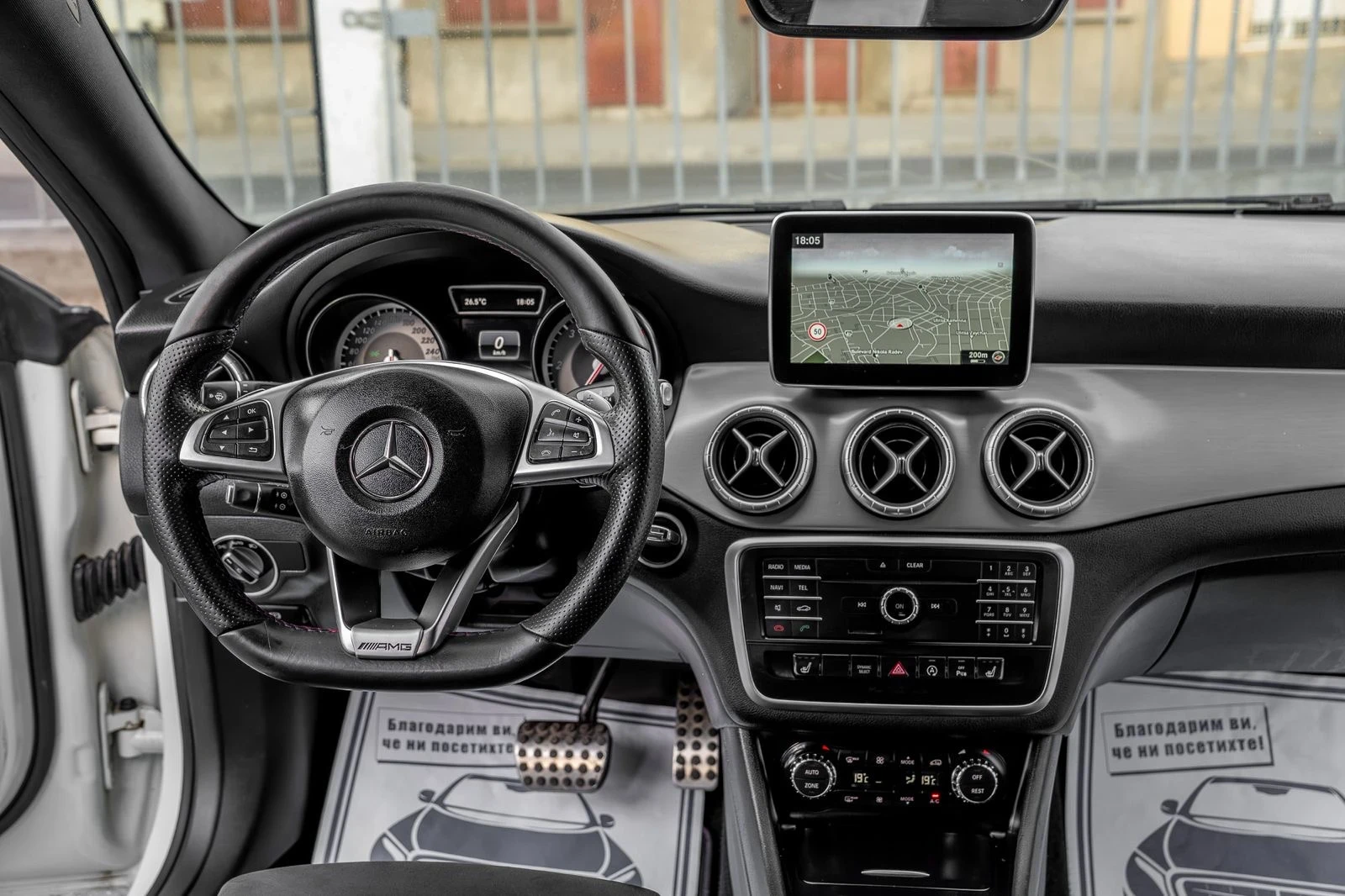 Mercedes-Benz CLA 220 2.2CDI-AMG-AGILITY-FACE-CARPLAY-ASSIST-AMBIENT-TOP, снимка 10 - Автомобили и джипове - 55890265