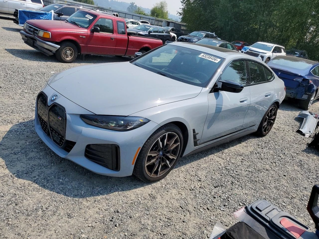 BMW i4 XDRIVE M50, снимка 3 - Автомобили и джипове - 56314303