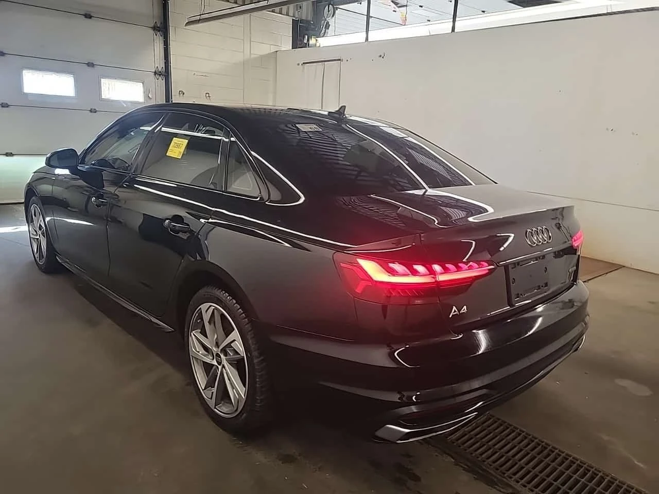 Audi A4 KOMFORT / Carfax / Автокредит , снимка 4 - Автомобили и джипове - 56323715