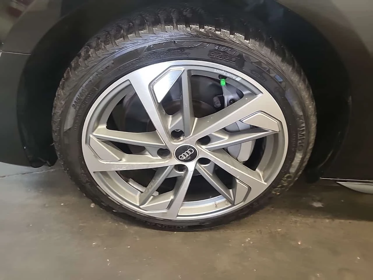 Audi A4 KOMFORT / Carfax / Автокредит , снимка 6 - Автомобили и джипове - 56323715