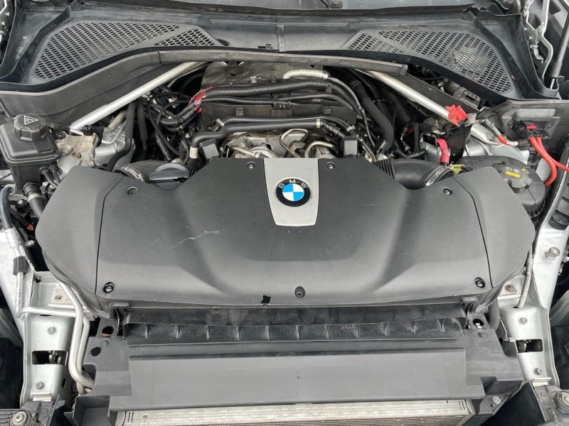 BMW X5 xDrive50i FULL, снимка 12 - Автомобили и джипове - 46440943