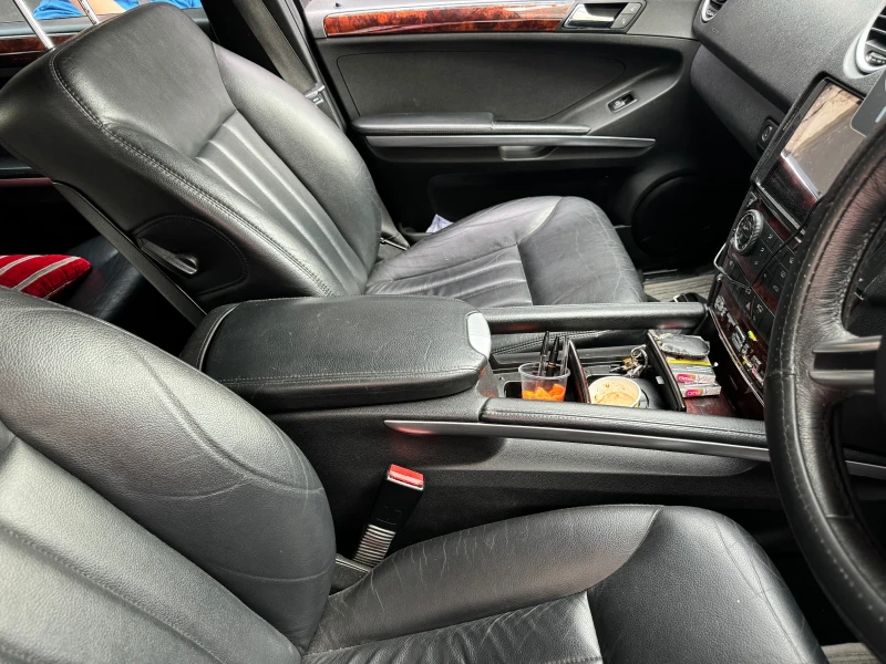 Mercedes-Benz ML 320, снимка 12 - Автомобили и джипове - 51622764