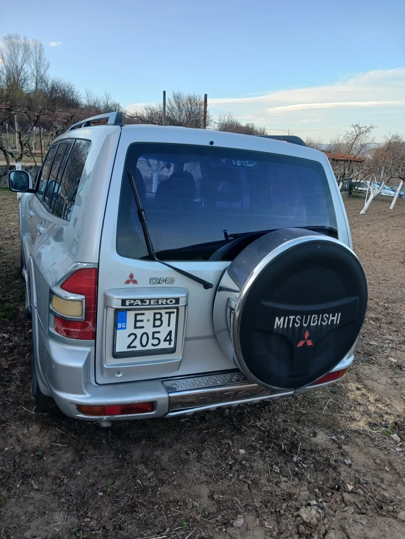 Mitsubishi Pajero 3.2 DID, снимка 3 - Автомобили и джипове - 53308214