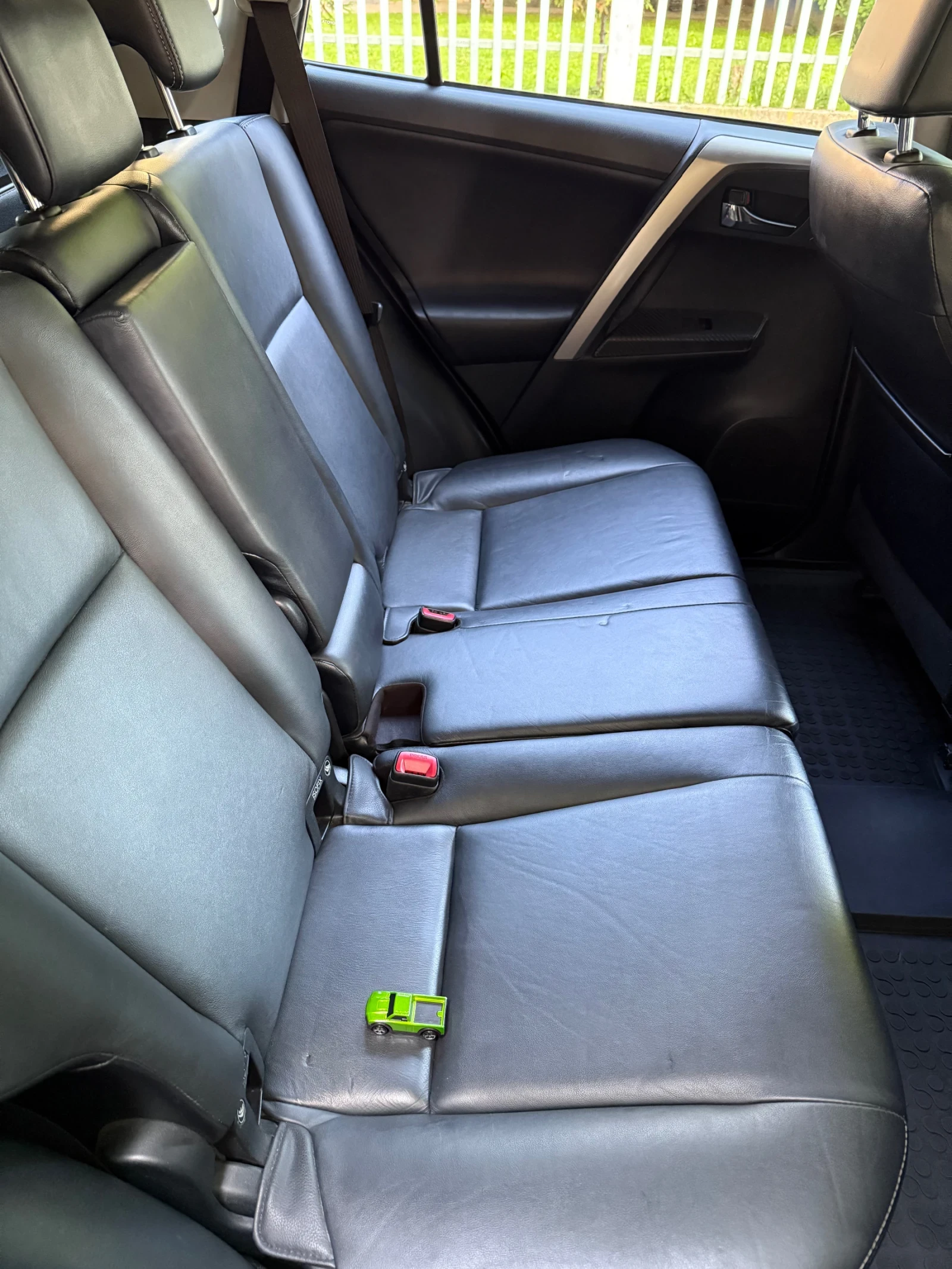 Toyota Rav4 2.0 luxury ctv 1 ви собственик  - изображение 9
