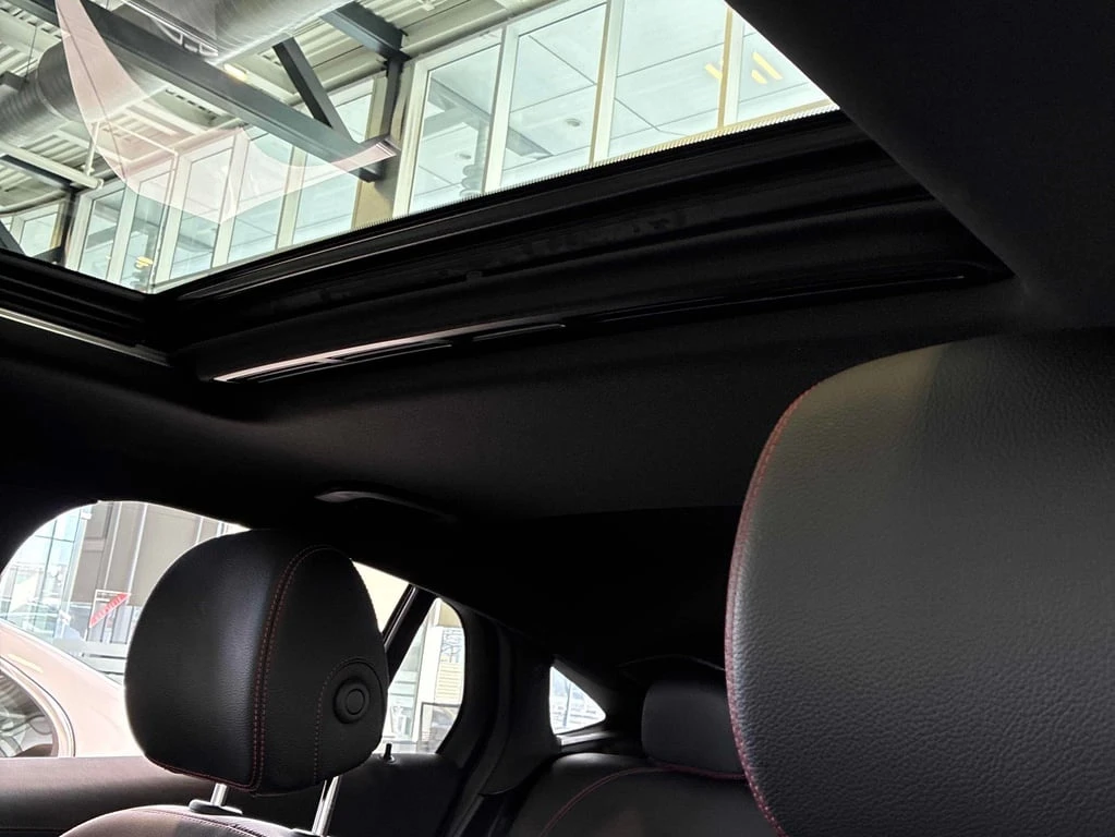 Mercedes-Benz GLC 300 * 4MATIC AWD * CARFAX * Premium Package *  | Mobile.bg � ����������� 17