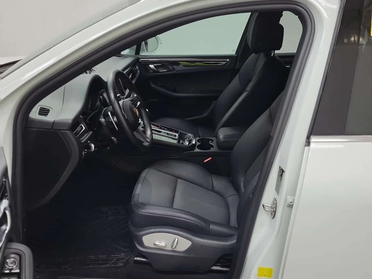 Porsche Macan * S * ПОДГРЕВ * ОБДУХВАНЕ * ОТ ПРЕДСТАВИТЕЛСТВО - изображение 8