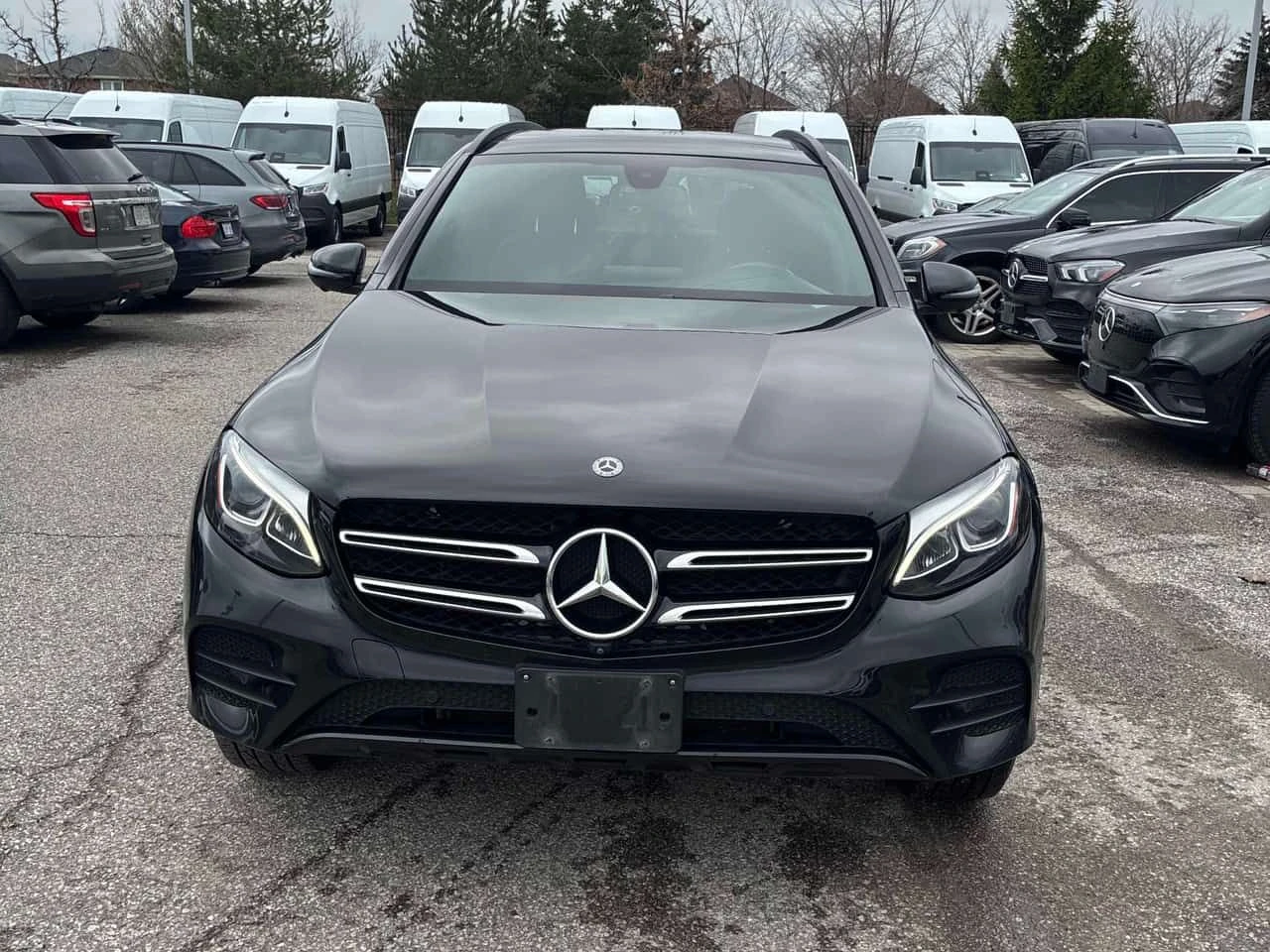 Mercedes-Benz GLC 300 4MATIC/ПАНОРАМА/360/ПРЕДСТАВИТЕЛСТВО НА MERCEDES, снимка 2 - Автомобили и джипове - 54231767