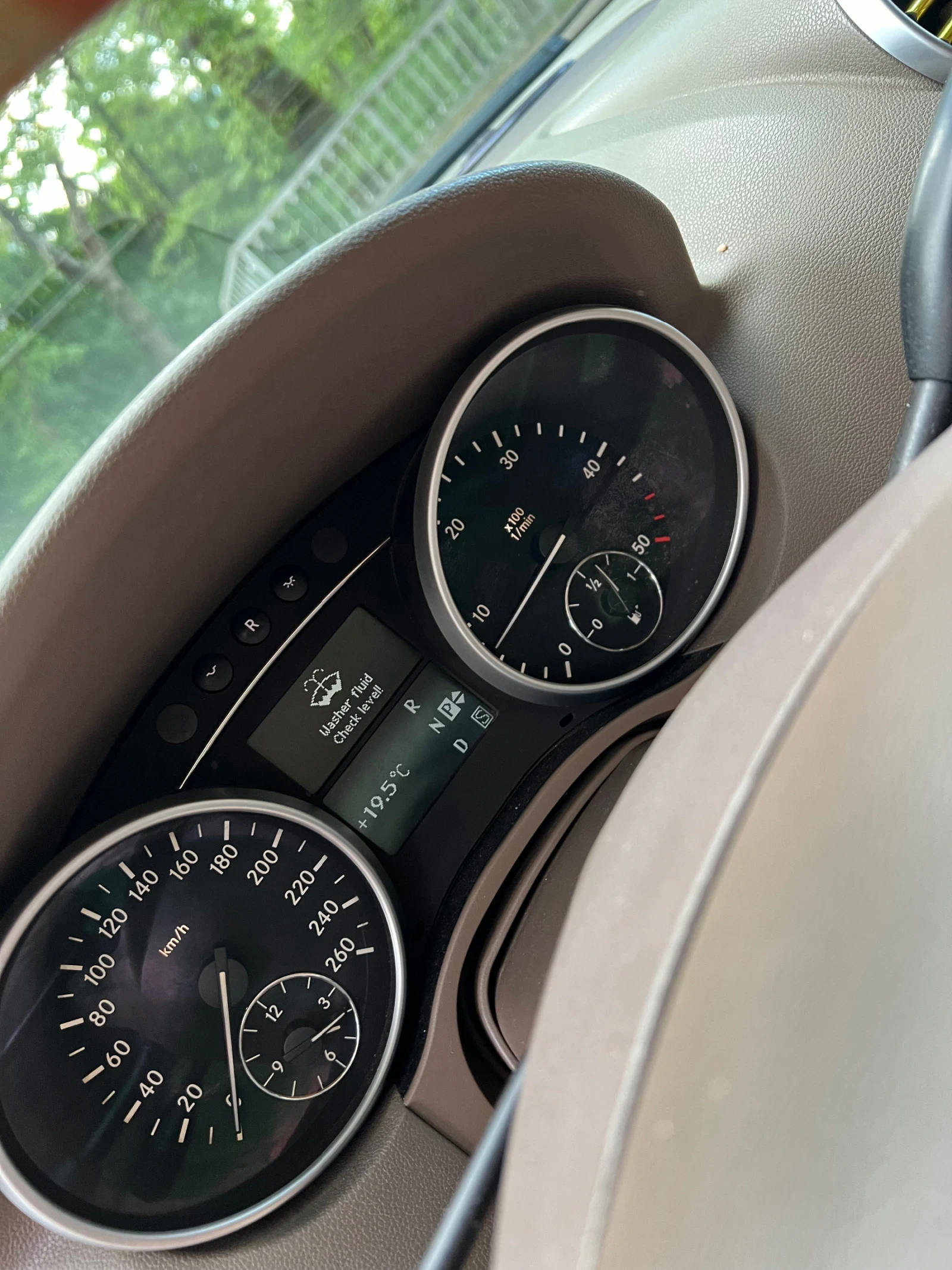 Mercedes-Benz ML 350, снимка 6 - Автомобили и джипове - 54567729