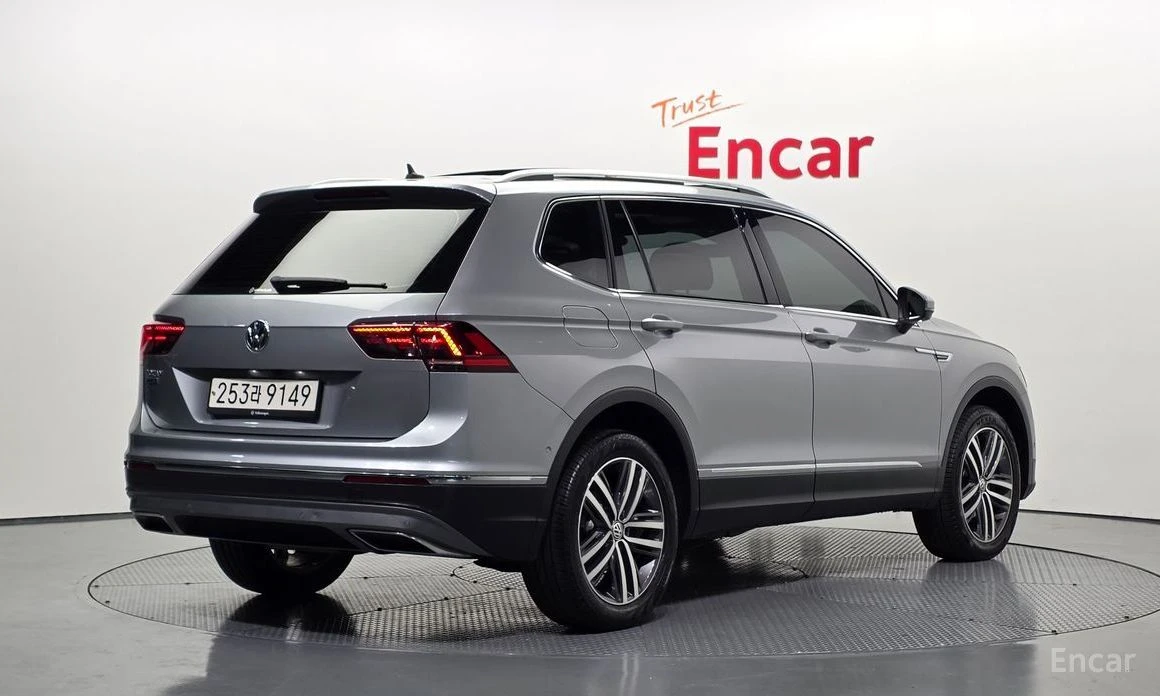 VW Tiguan Allspace, снимка 2 - Автомобили и джипове - 54719340